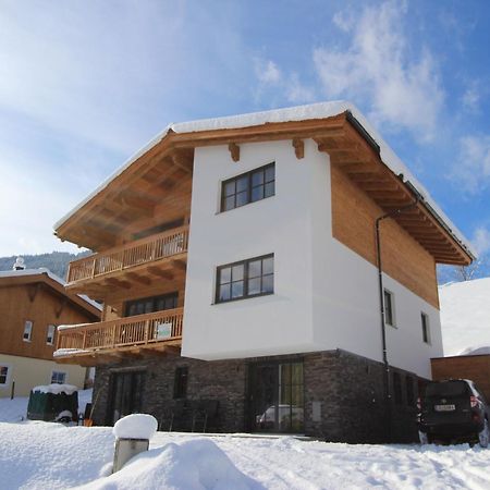 Modern Chalet With Sauna Near Ski Area In Saalbach Hinterglemm Salzburgerland Eksteriør bilde
