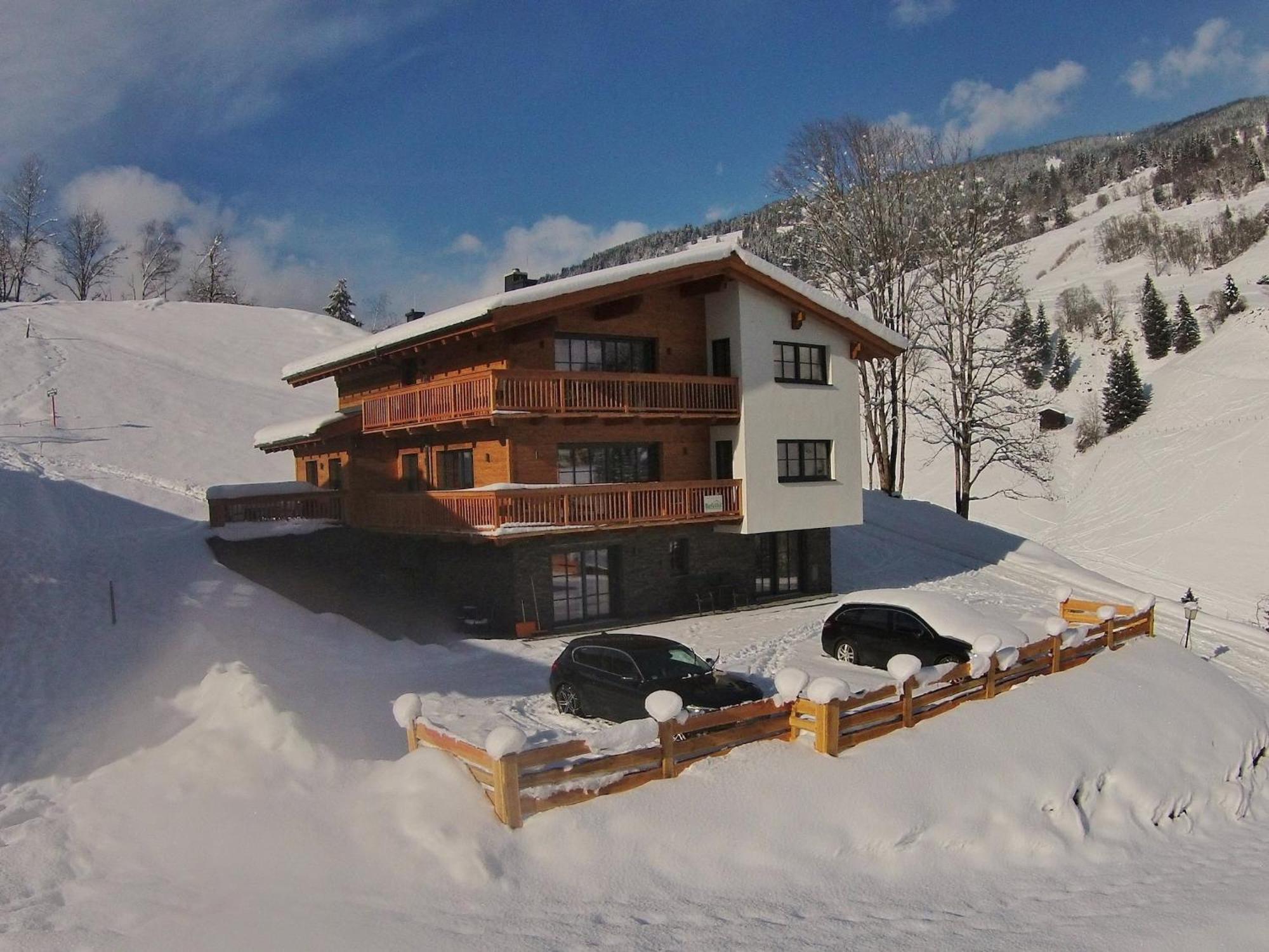 Modern Chalet With Sauna Near Ski Area In Saalbach Hinterglemm Salzburgerland Eksteriør bilde