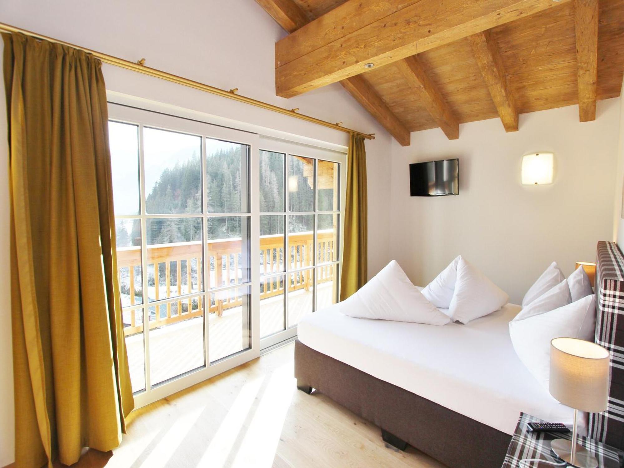 Modern Chalet With Sauna Near Ski Area In Saalbach Hinterglemm Salzburgerland Eksteriør bilde